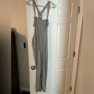 Aerie size medium blue overalls